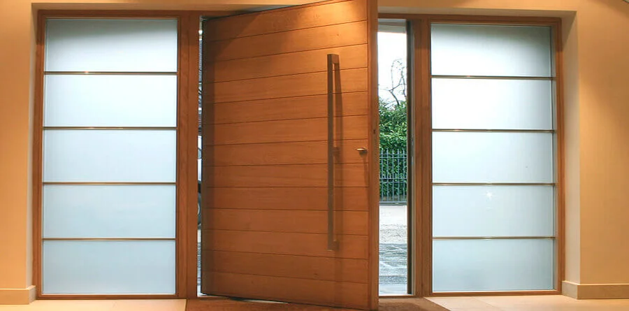 Tamanho de uma porta pivotante