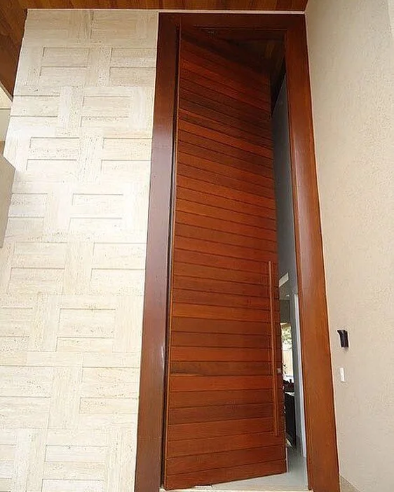 Porta Painel 10 Metros de Altura