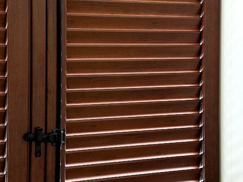 Janela Veneziana Vista Interna