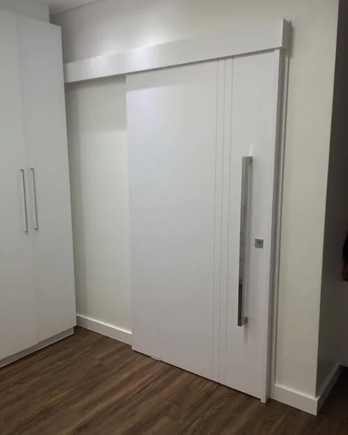 Porta Branca de Correr