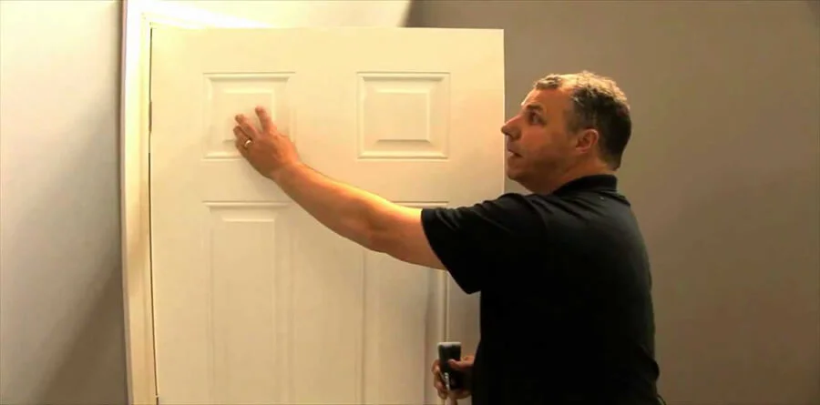 Pintar Porta de Madeira