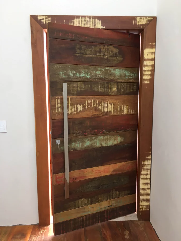 Porta de Madeira de Demolição