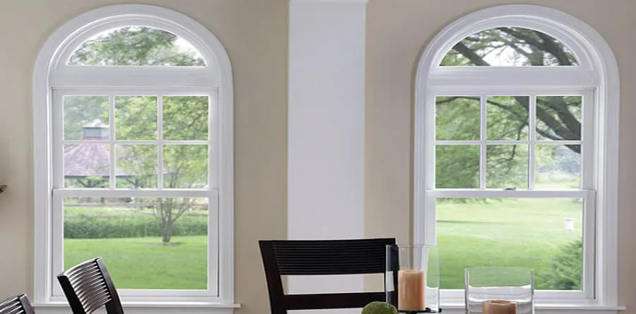 Janela Colonial de Madeira